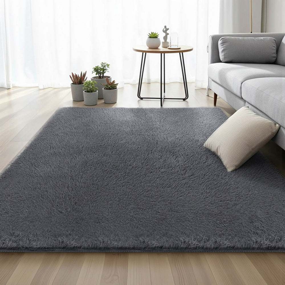 Plush Shaggy Rug – Grey – 160 × 230cm
